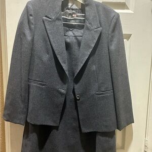 Vintage Bullocks Wilshire Classic Gray Women's Blazer 100% Virgin Wool